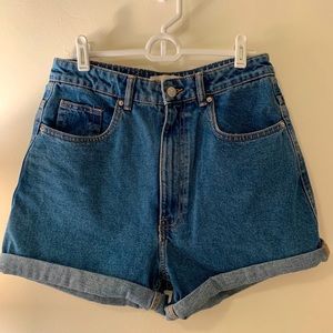 Zara high rise mom Jeans shorts vintage fit